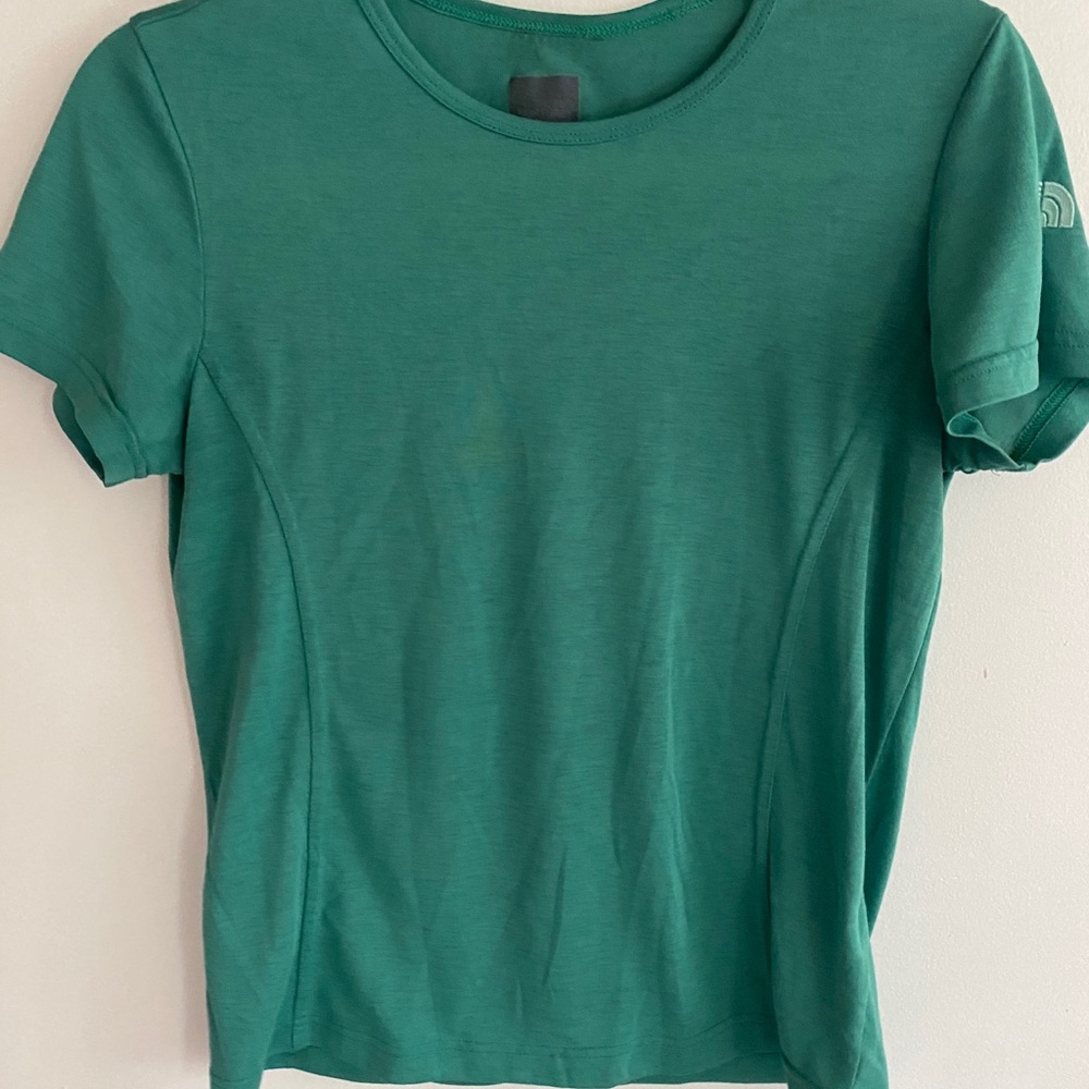 The North Face Women’s SS base layer